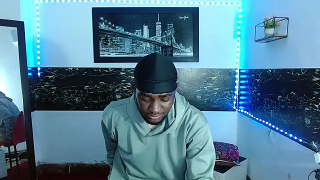 eebony stallion online show from 10.04.25