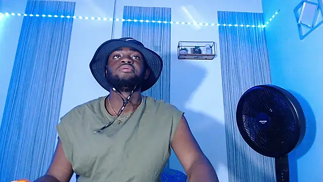 eebony stallion online show from 02.13.26