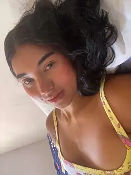 Snapshot of Coi_Leray_ chatting on 11.09.25 Coi Leray online show from 11.09.25