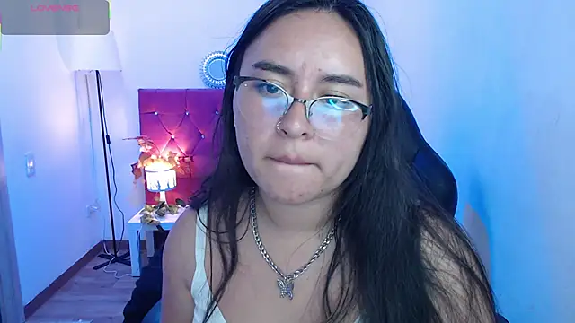 Snapshot of SashaGrey__ chatting on 09.23.25 SashaGrey online show from 09.23.25