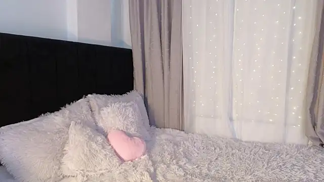 LunaVelvet777 online show from 03.18.26