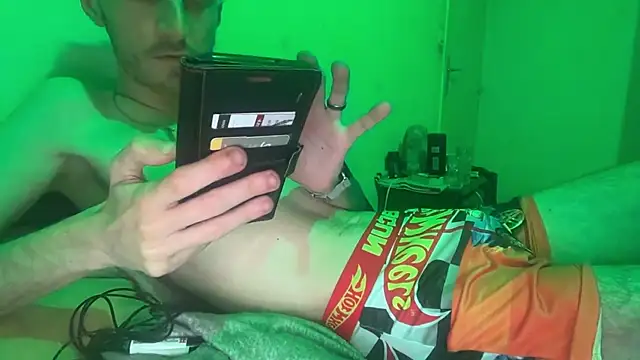 Snapshot of mister_twitter chatting on 02.20.26 mister twitter online show from 02.20.26