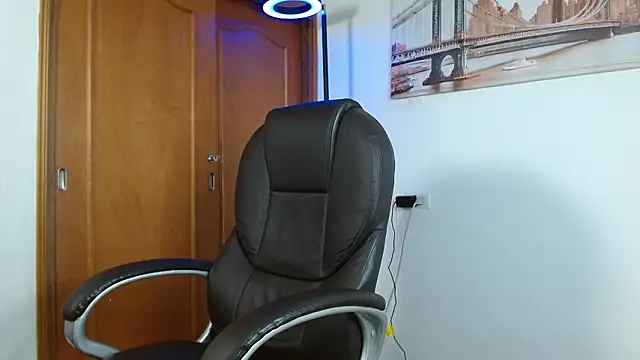 Dash Bukoski online show from 03.04.26