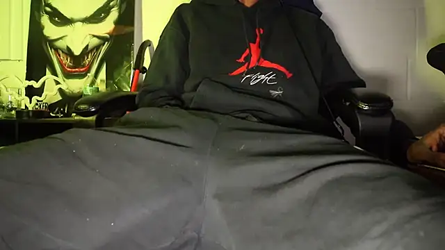 Snapshot of zaddytrey chatting on 02.25.26 zaddytrey online show from 02.25.26