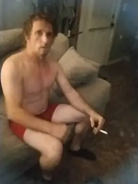 Snapshot of CatchyPart93 chatting on 10.25.25 CatchyPart93 online show from 10.25.25