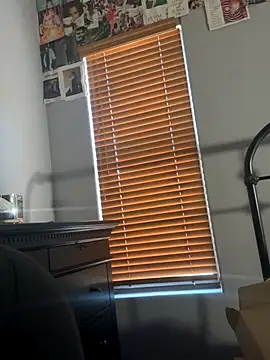 M1l3yD3w online show from 09.28.25