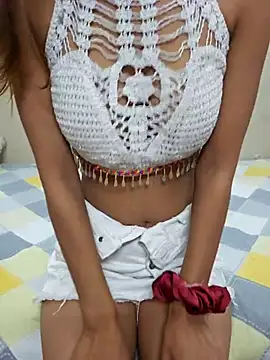 SchoolGirl Sona online show from 11.28.25