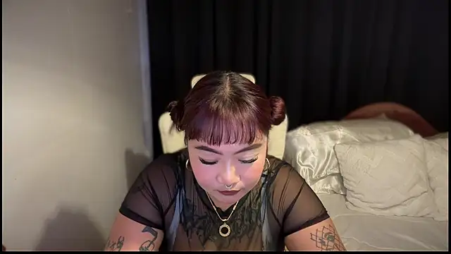  XXXKittyTingles online show from 11.24.25