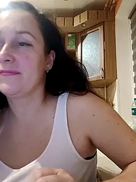 Amandda  online show from 10.07.25