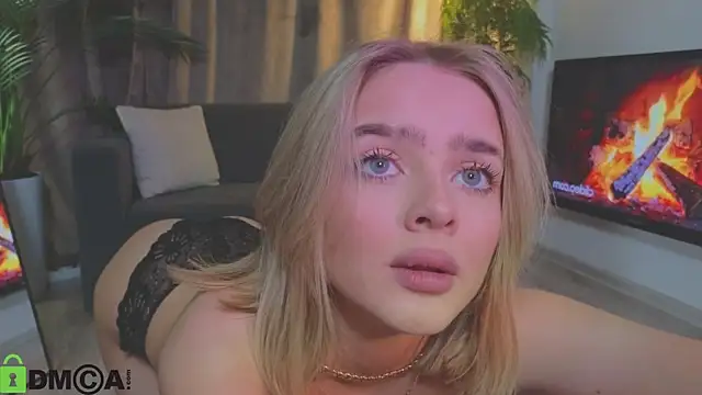 Snapshot of Relax_Time_ chatting on 10.25.25 Relax Time online show from 10.25.25