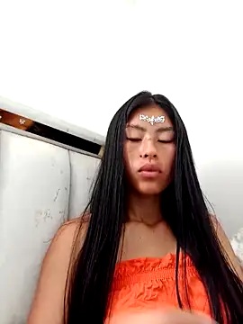 Snapshot of vanesa51 chatting on 09.22.25 vanesa51 online show from 09.22.25