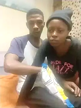 KruellaR1de3 online show from 03.28.26