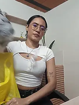 amy lennox online show from 05.20.26
