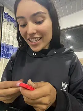 Snapshot of hotwife26 chatting on 09.24.25 hotwife26 online show from 09.24.25