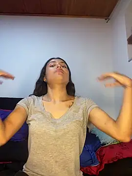 Snapshot of hotwife26 chatting on 09.26.25 hotwife26 online show from 09.26.25