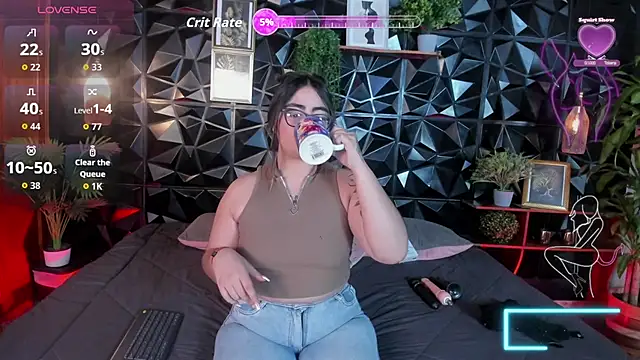 April  foxx online show from 11.14.25