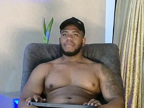 Snapshot of BenjaminCol_ chatting on 09.17.25 BenjaminCol online show from 09.17.25