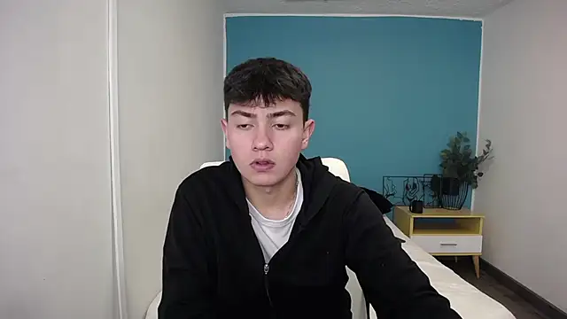 Ithan  online show from 09.24.25