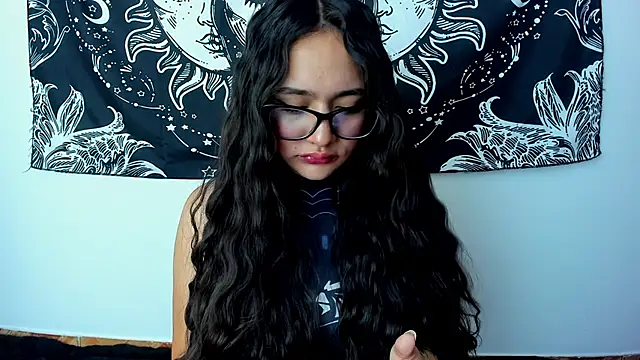 Snapshot of Calita_sexy1 chatting on 10.24.25 Calita sexy1 online show from 10.24.25