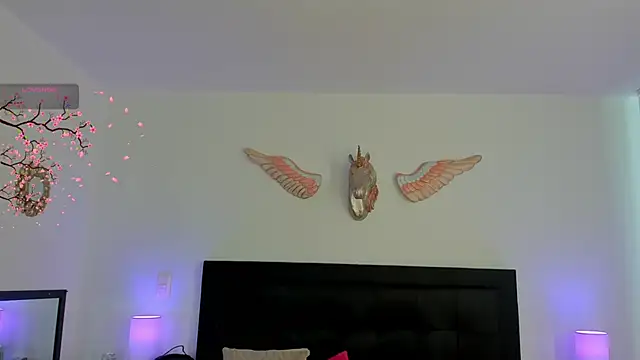 Seraphyne666 online show from 10.18.25