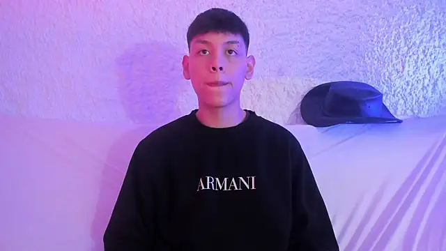 Snapshot of zeus_blaze chatting on 11.07.25 zeus blaze online show from 11.07.25