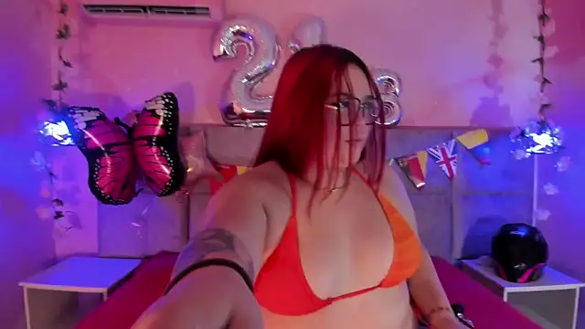 Snapshot of Lushi_Love chatting on 06.26.26 Lushi Love online show from 06.26.26