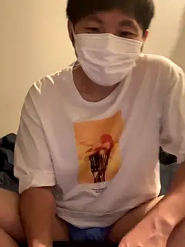 Snapshot of ta_ku16 chatting on 09.18.25 ta ku16 online show from 09.18.25