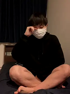 Snapshot of ta_ku16 chatting on 10.29.25 ta ku16 online show from 10.29.25