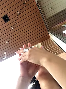 Snapshot of Adry_Bach_ chatting on 10.31.25 Adry Bach online show from 10.31.25