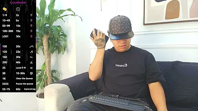 Naim Bennetsex online show from 10.10.25