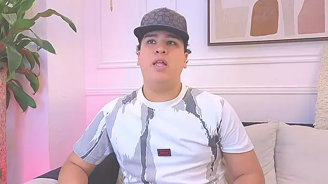 Snapshot of Naim_Bennetsex chatting on 02.27.26 Naim Bennetsex online show from 02.27.26