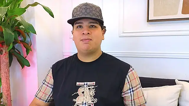 Snapshot of Naim_Bennetsex chatting on 02.28.26 Naim Bennetsex online show from 02.28.26