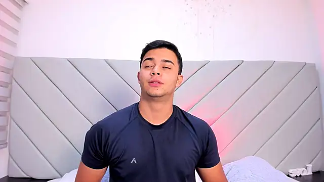 jayd muscle online show from 10.10.25