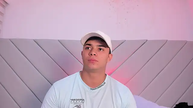 jayd muscle online show from 10.11.25