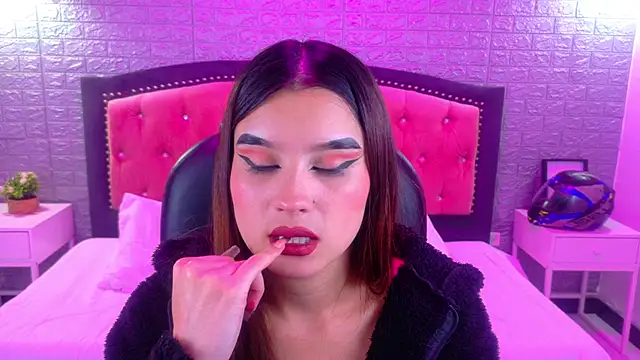 Natalie loffreda online show from 01.09.26