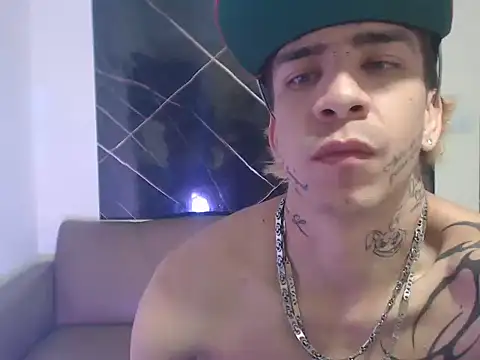 Dan jonson15 online show from 09.11.25