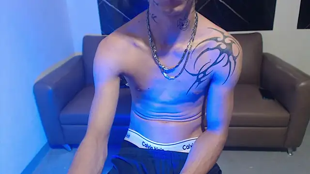 Dan jonson15 online show from 09.12.25