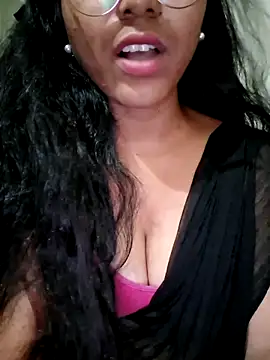Snapshot of Telugu___Sexygirl___Naidu chatting on 10.15.25 Telugu Sexygirl Naidu online show from 10.15.25