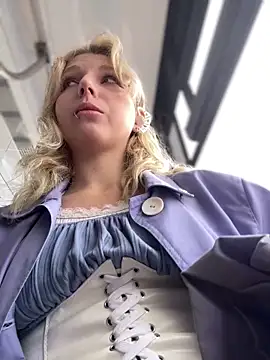 EveLittleSinner online show from 09.16.25