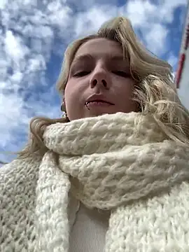 EveLittleSinner online show from 09.27.25