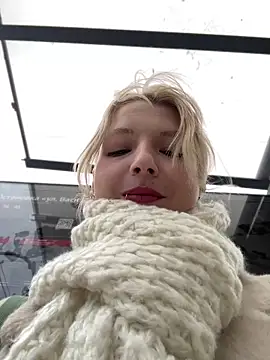 EveLittleSinner online show from 10.23.25