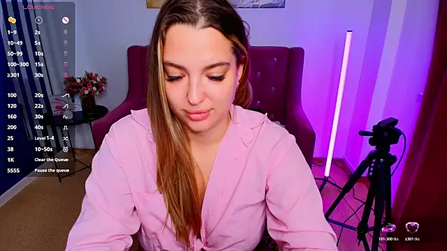 Emma  Ross online show from 07.07.26