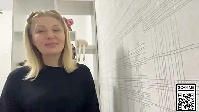 Blondie xoxoxo online show from 11.13.25