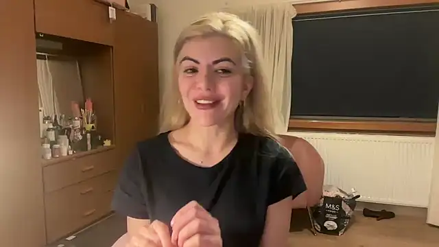 princess17 online show from 12.19.25