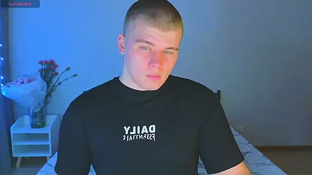 kittenmurr online show from 11.10.25