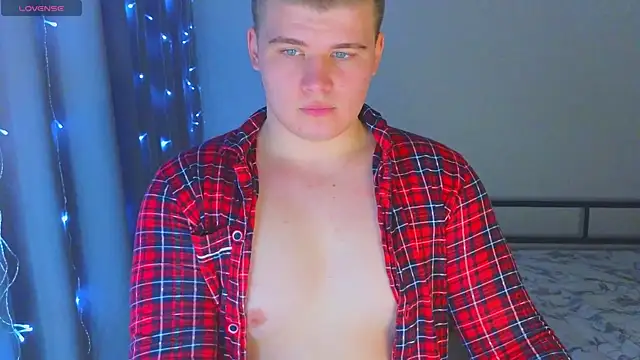 Snapshot of kittenmurr chatting on 01.10.26 kittenmurr online show from 01.10.26