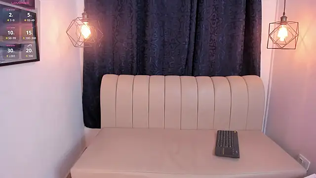 natasha moreno online show from 04.17.26