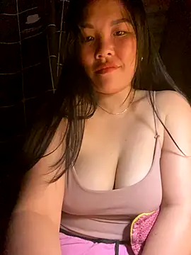 Snapshot of sexybaby_00 chatting on 09.17.25 sexybaby 00 online show from 09.17.25