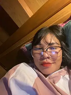 Snapshot of sexybaby_00 chatting on 09.26.25 sexybaby 00 online show from 09.26.25