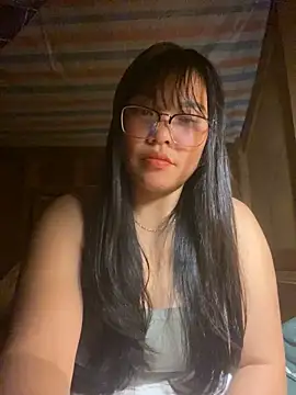 Snapshot of sexybaby_00 chatting on 10.07.25 sexybaby 00 online show from 10.07.25